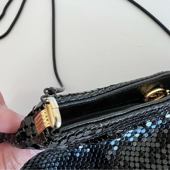 Elegant Black Sequin Shoulder Bag - Picture 4 of 9